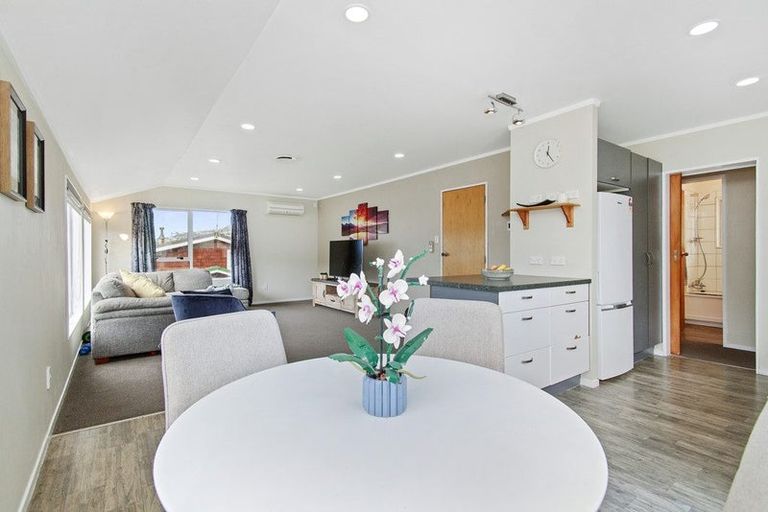 Photo of property in 24 Old Coach Road, Johnsonville, Wellington, 6037