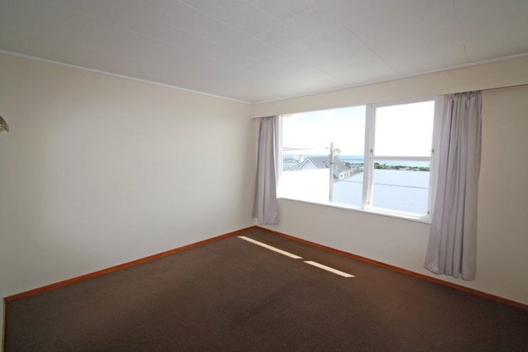 Photo of property in 12 South Road, Moturoa, New Plymouth, 4310