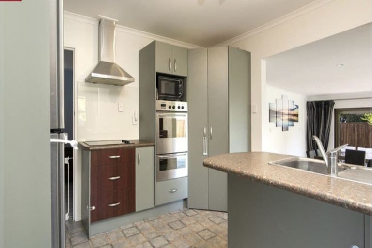 Photo of property in 17 Market Street, Picton, 7220