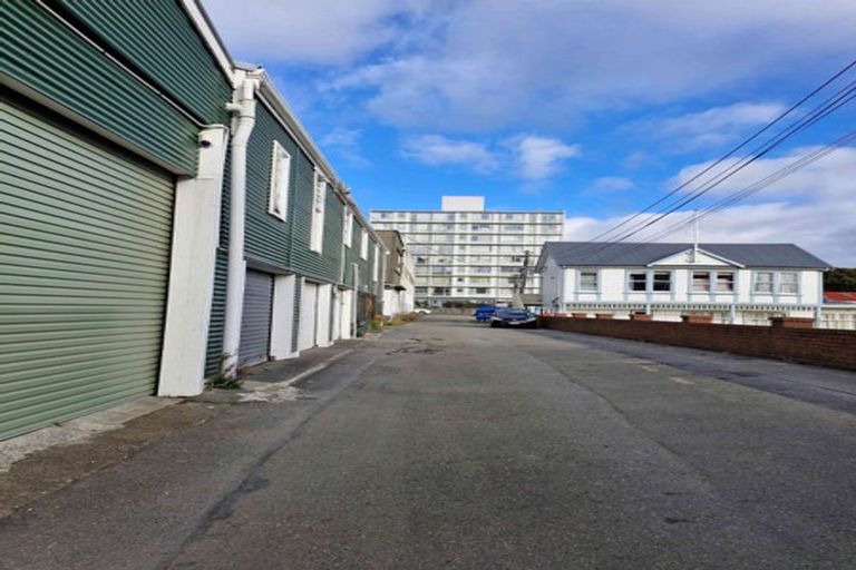 Photo of property in 305a Mansfield Street, Newtown, Wellington, 6021