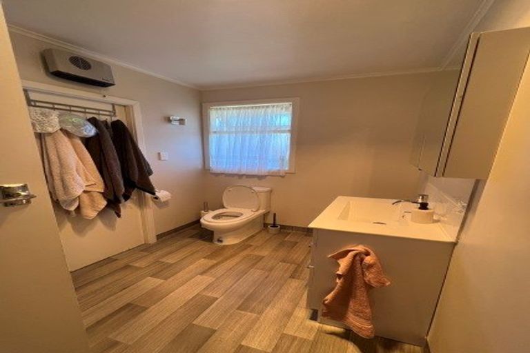 Photo of property in 8 Greers Road, Ilam, Christchurch, 8041