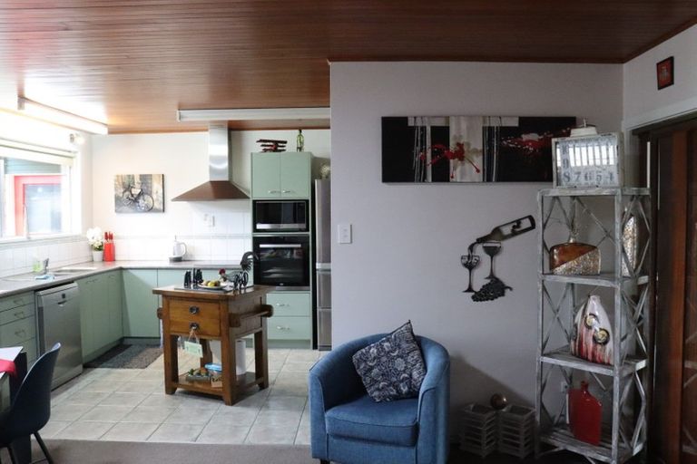 Photo of property in 834 Main North Road, Belfast, Christchurch, 8051