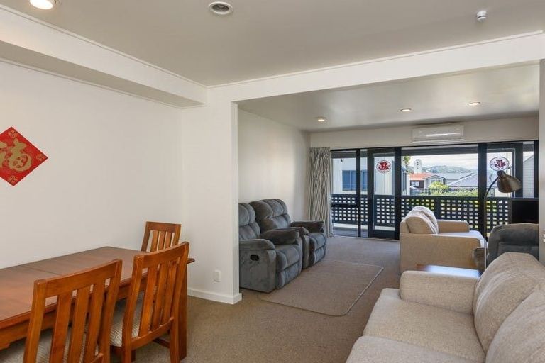 Photo of property in 13/14 Harriett Street, Thorndon, Wellington, 6011