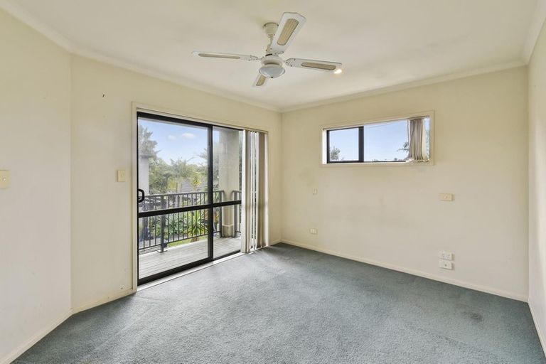 Photo of property in 41 Kellaway Drive, East Tamaki, Auckland, 2013