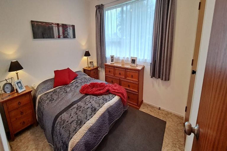 Photo of property in 3 Adkin Avenue, Levin, 5510