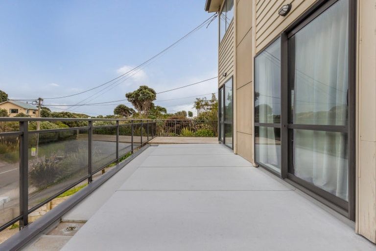 Photo of property in 23 View Road, Titahi Bay, Porirua, 5022