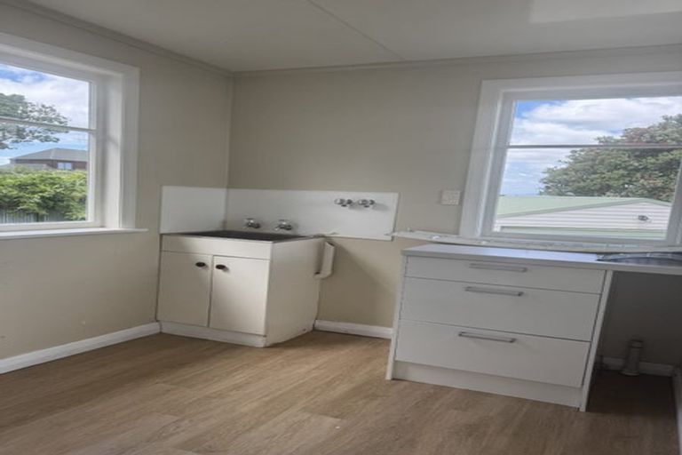 Photo of property in 57 Carey Street, Maeroa, Hamilton, 3200