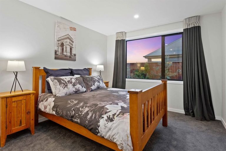 Photo of property in 21 Blair Place, Kaiapoi, 7630