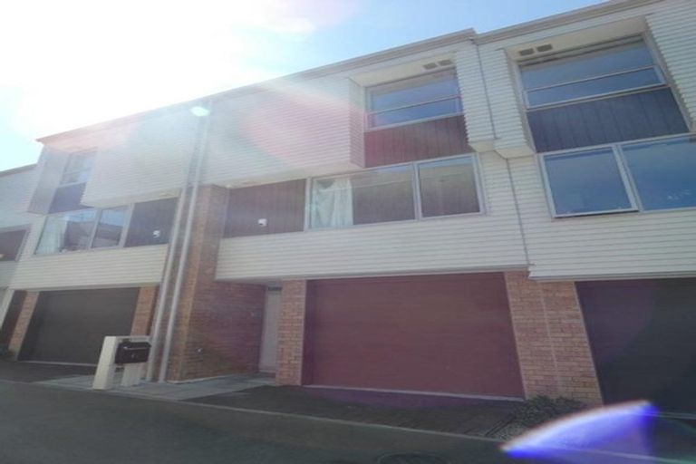 Photo of property in Altar Apartments, 67/120 Rintoul Street, Newtown, Wellington, 6021