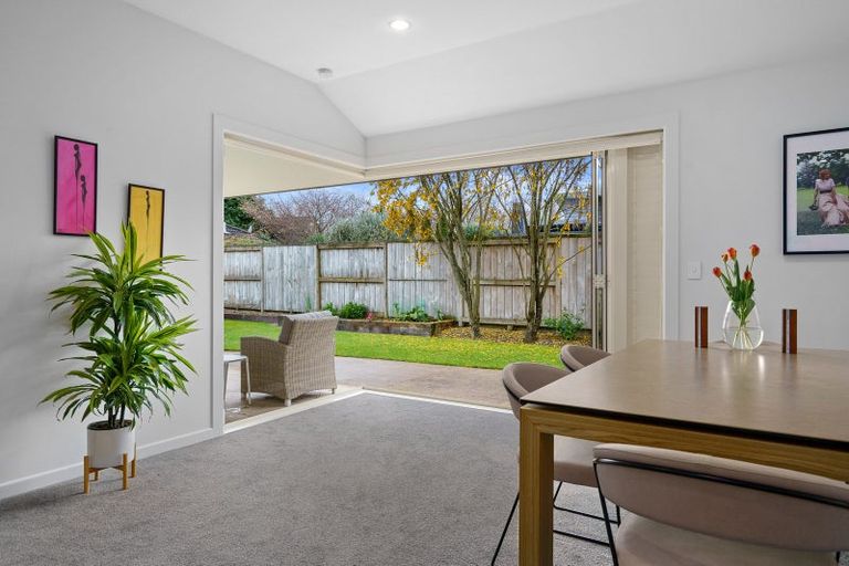 Photo of property in 7 Norfolk Drive, Cambridge, 3434