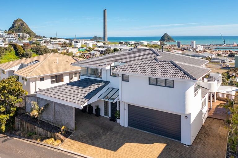 Photo of property in 12c Parris Street, Moturoa, New Plymouth, 4310