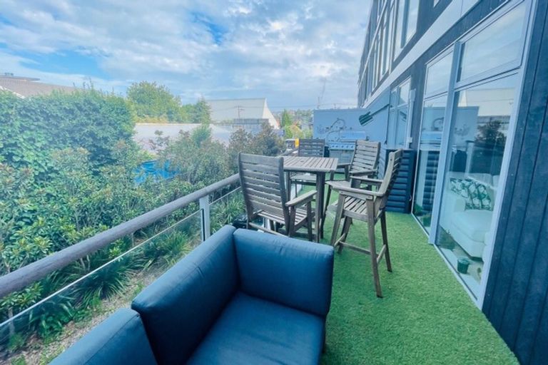 Photo of property in Norfolk Apartments, 105/19 Bute Road, Browns Bay, Auckland, 0630