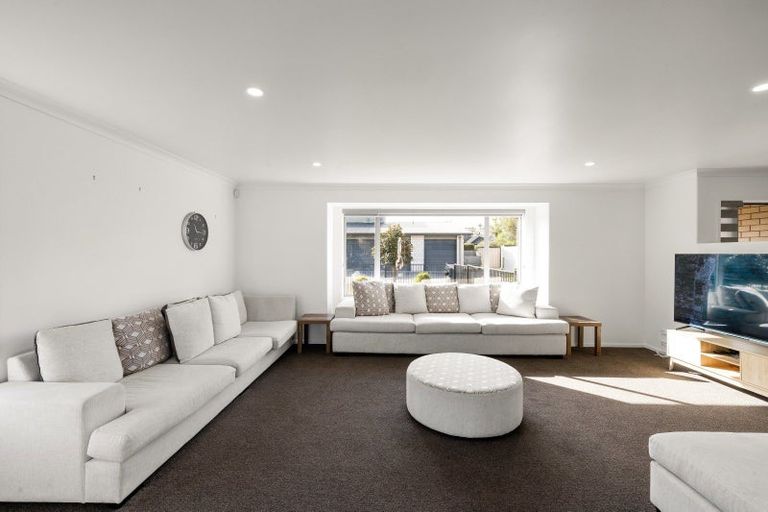 Photo of property in 5 Compton Grove, Huntington, Hamilton, 3210