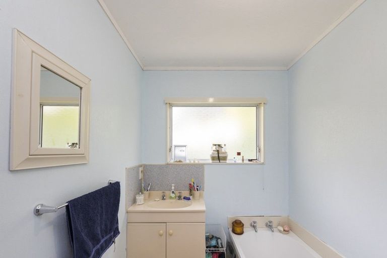 Photo of property in 2a Highbury Avenue, Highbury, Palmerston North, 4412