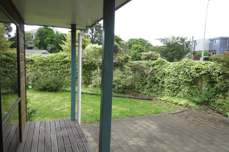 Photo of property in 2 Eatwell Avenue, Paraparaumu Beach, Paraparaumu, 5032