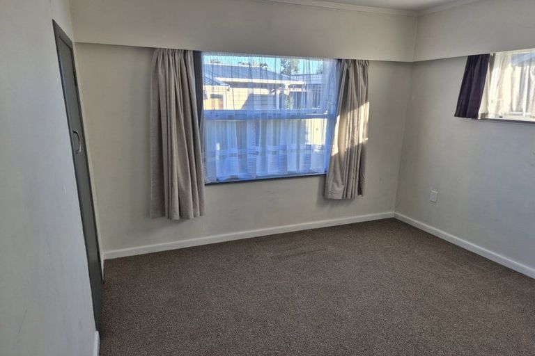 Photo of property in 18 Berkley Avenue, Hillcrest, Hamilton, 3216