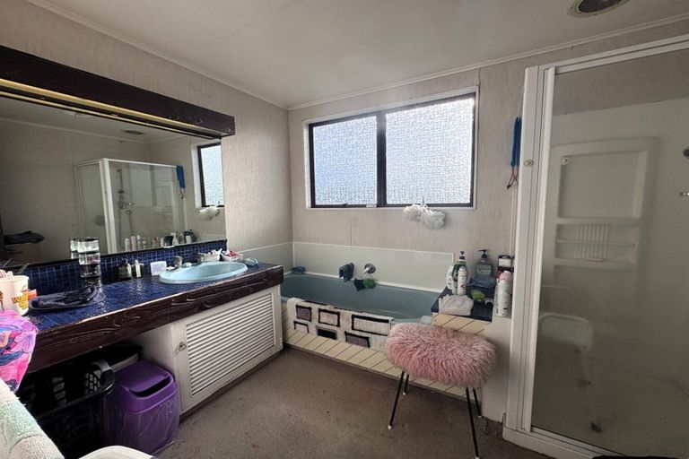 Photo of property in 13 Pirinoa Street, Feilding, 4702
