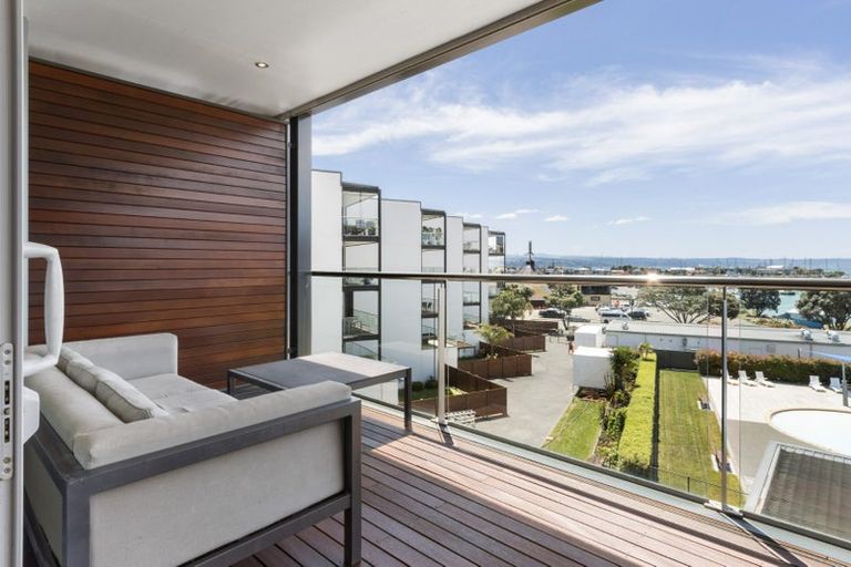 Photo of property in 402c/14 West Quay, Ahuriri, Napier, 4110