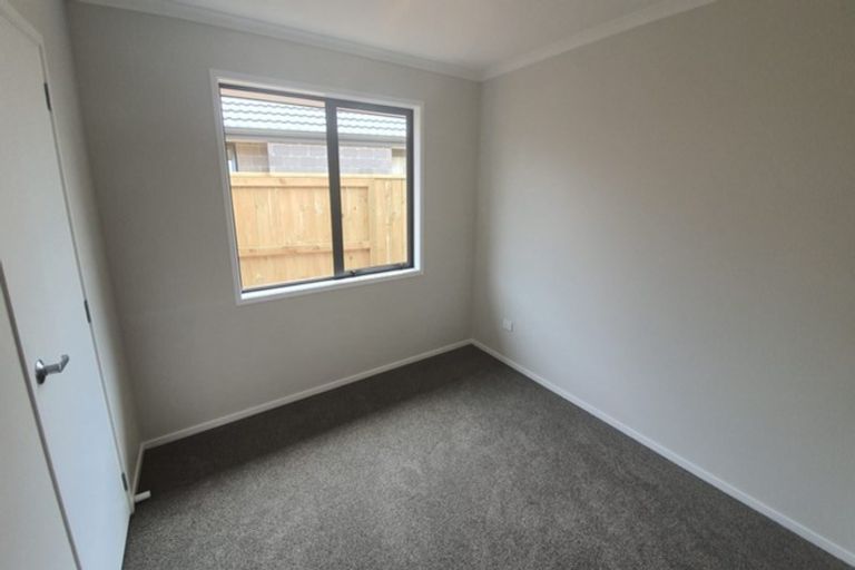 Photo of property in 5 Plate Lane, Papamoa, 3118