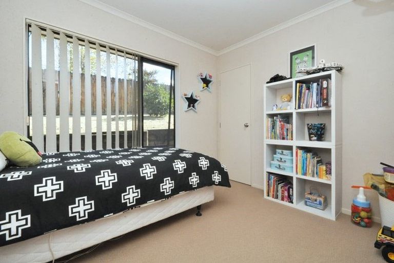 Photo of property in 30 Skelton Avenue, Randwick Park, Auckland, 2105