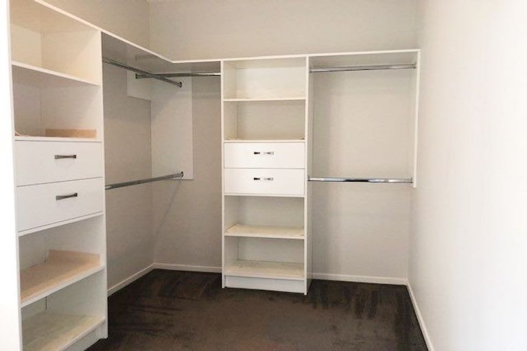 Photo of property in 65 Kirikiri Drive, Papakura, 2110