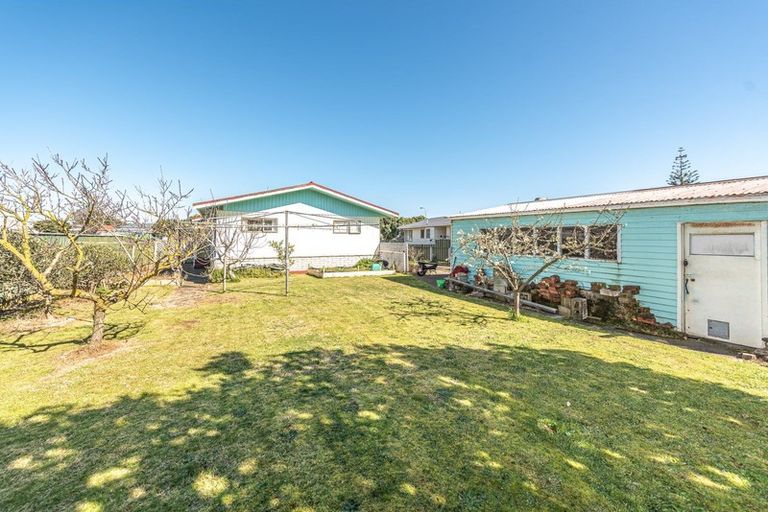 Photo of property in 78 Hinau Street, Castlecliff, Whanganui, 4501