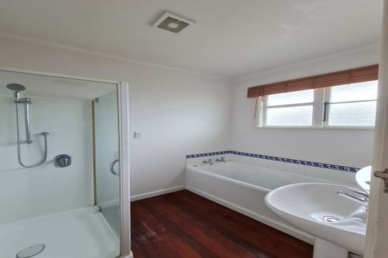 Photo of property in 4 Hooker Avenue, Hospital Hill, Napier, 4110