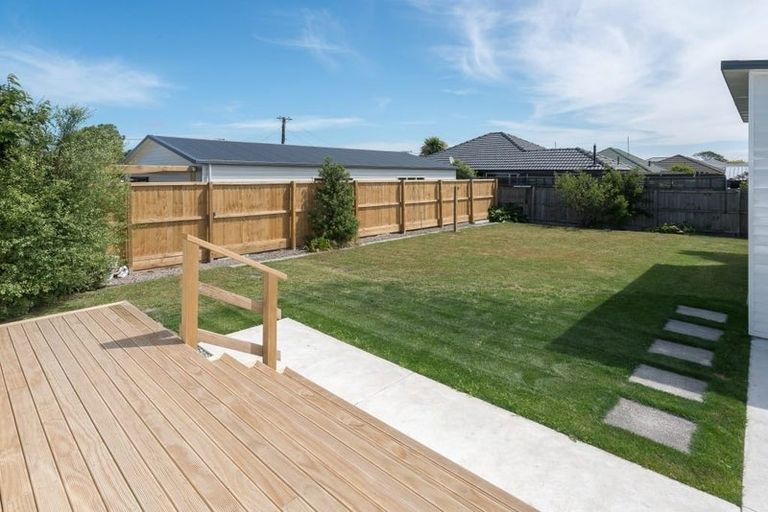 Photo of property in 3 Moyna Avenue, Dallington, Christchurch, 8061