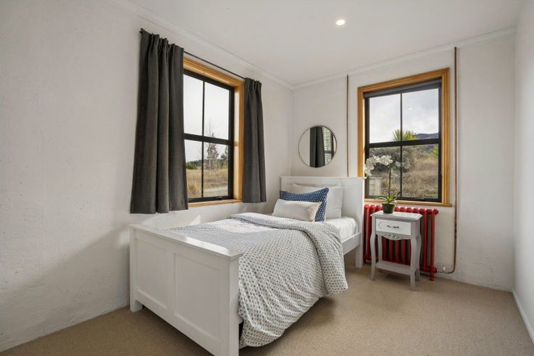 Photo of property in 66 Te Awa Road, Albert Town, Wanaka, 9382