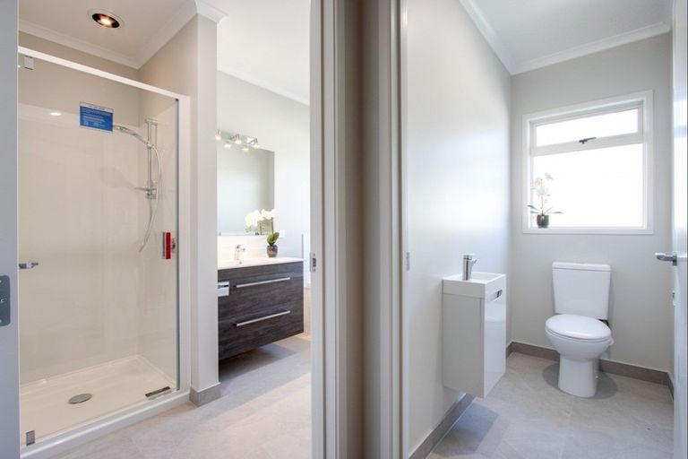 Photo of property in 28a Clarence Cox Crescent, Pirimai, Napier, 4112