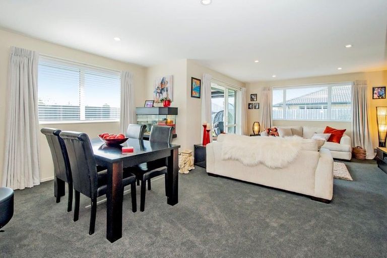 Photo of property in 19 Leeston Lake Road, Leeston, 7632