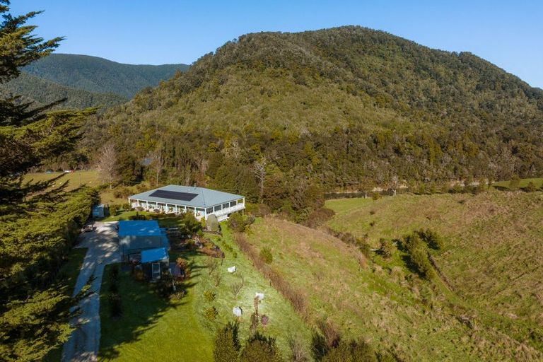 Photo of property in 317 Maungatapu Road, Pelorus Bridge, Rai Valley, 7192