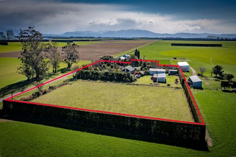 Photo of property in 68 Loes Road, Darfield, 7571