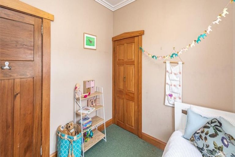 Photo of property in 28 Surrey Road, Springvale, Whanganui, 4501