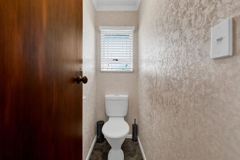 Photo of property in 8b South Road, Manaia, 4612