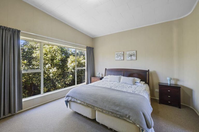 Photo of property in 426 South Road, Omata, New Plymouth, 4374