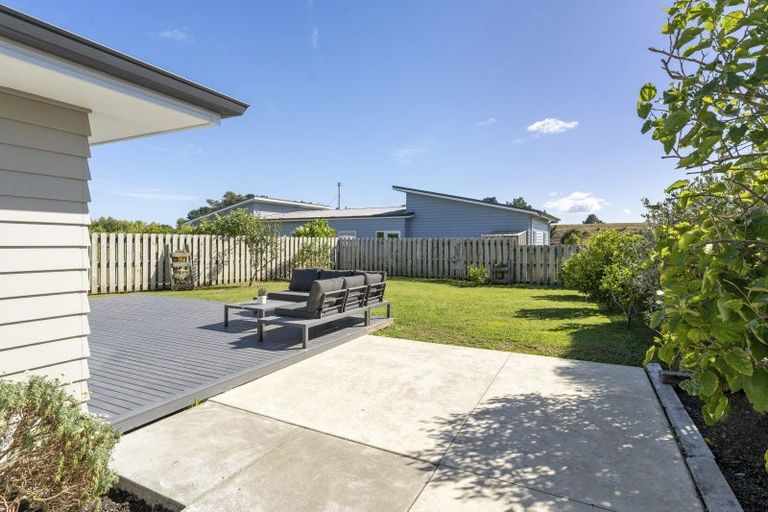 Photo of property in 4 Te Wiremu Lane, Otaki, 5512