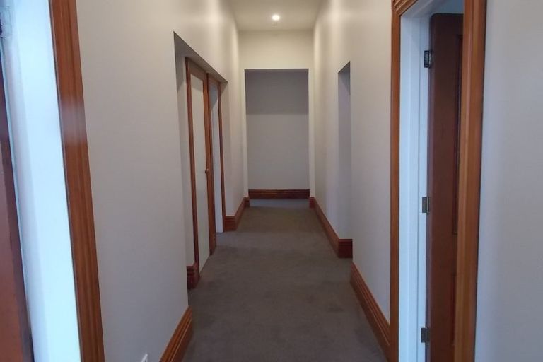 Photo of property in 25 Everton Terrace, Kelburn, Wellington, 6012