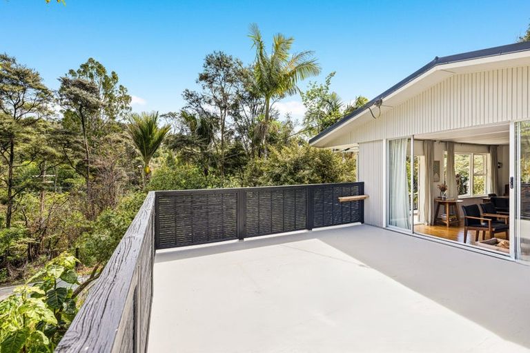 Photo of property in 1060 Sandspit Road, Sandspit, Warkworth, 0982