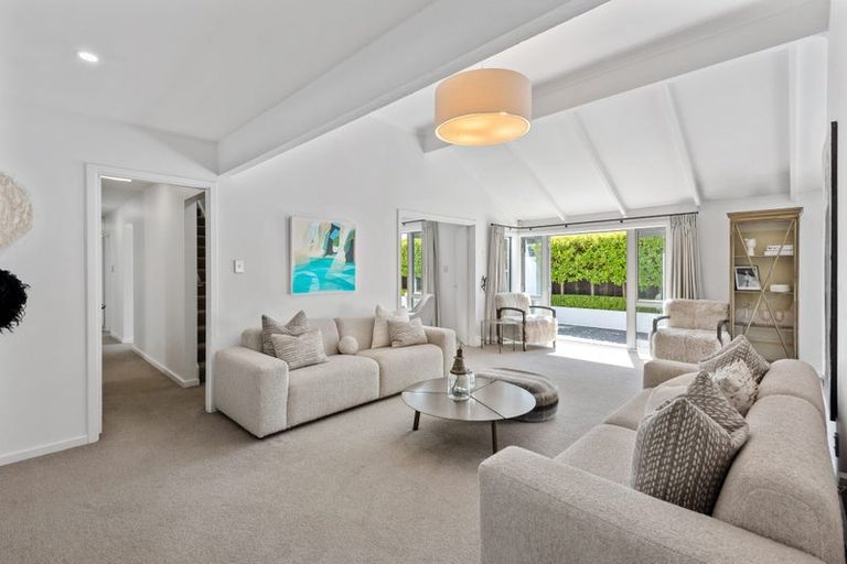 Photo of property in 82 Totara Street, Fendalton, Christchurch, 8041