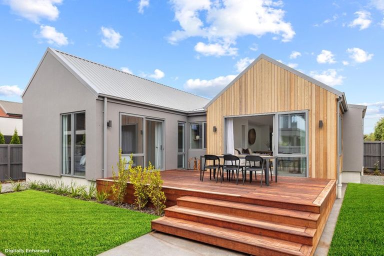 Photo of property in 17 Bradshaw Terrace, Riccarton, Christchurch, 8011