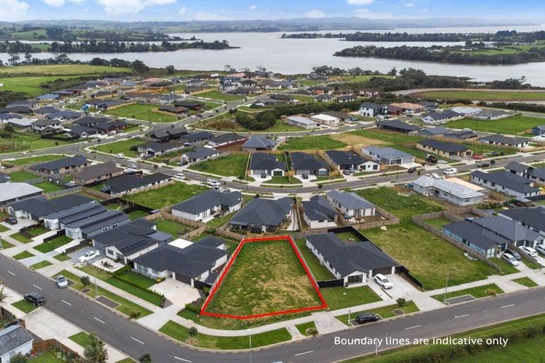 Photo of property in 81 Mclarin Road, Glenbrook, 2681