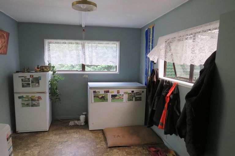 Photo of property in 244 Tinopai Road, Matakohe, 0593