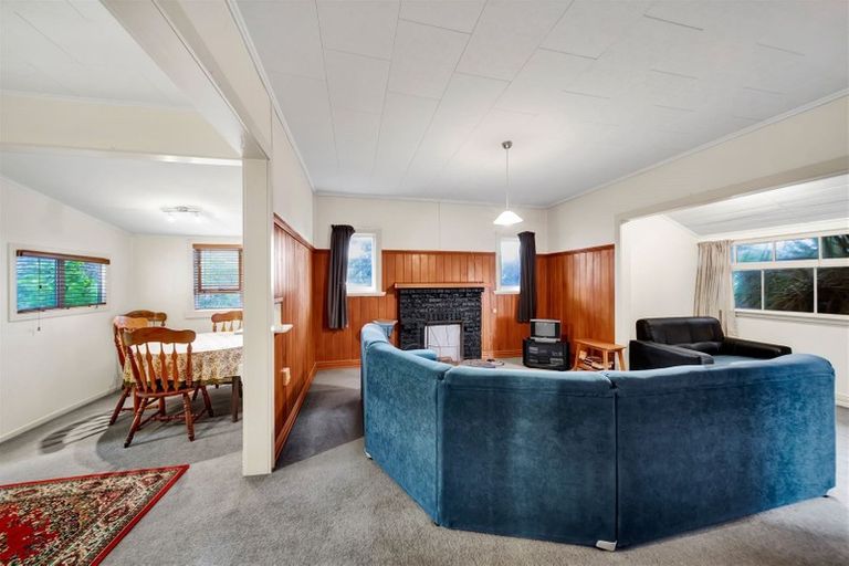 Photo of property in 10 Karora Street, Ohawe, Hawera, 4671