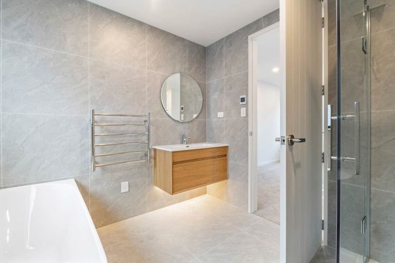 Photo of property in 39 Clara Road, Silverdale, 0932