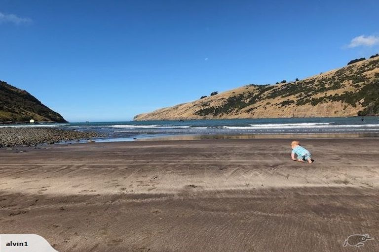 Photo of property in 64 View Hill Road, Little Akaloa, 7583