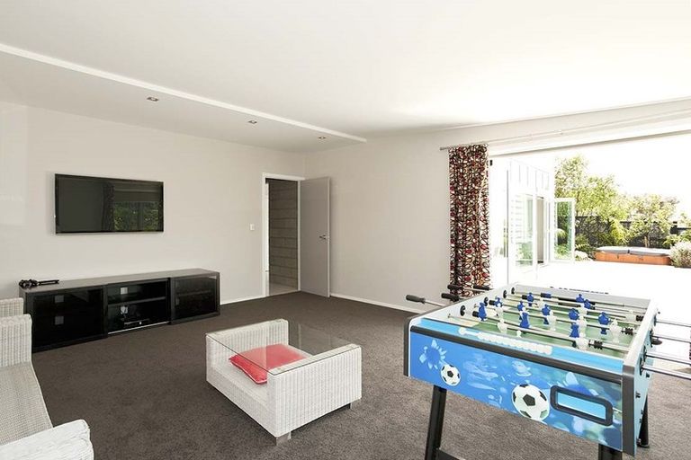 Photo of property in 7b Olwyn Place, Greenhithe, Auckland, 0632