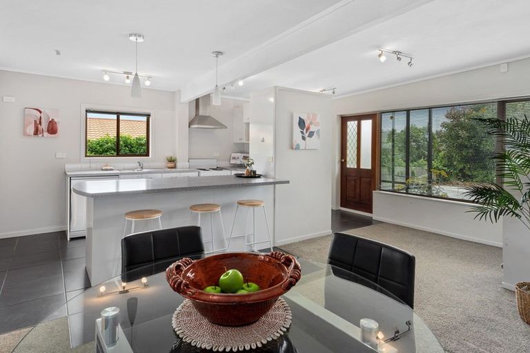 Photo of property in 92 Marsden Point Road, Ruakaka, 0116