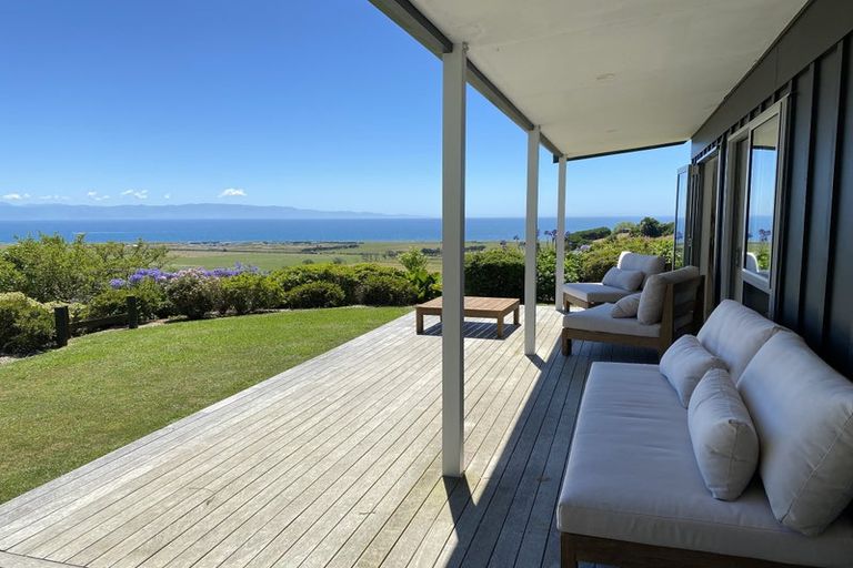 Photo of property in 52 The Glen Road, Glenduan, Nelson, 7071