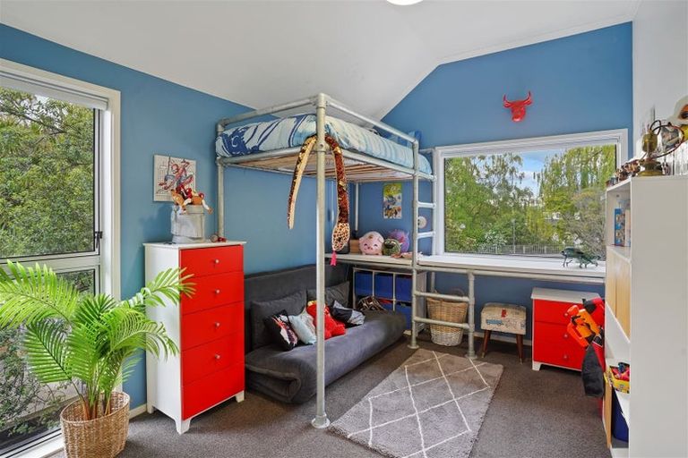 Photo of property in 3 Holmcroft Court, Cracroft, Christchurch, 8022